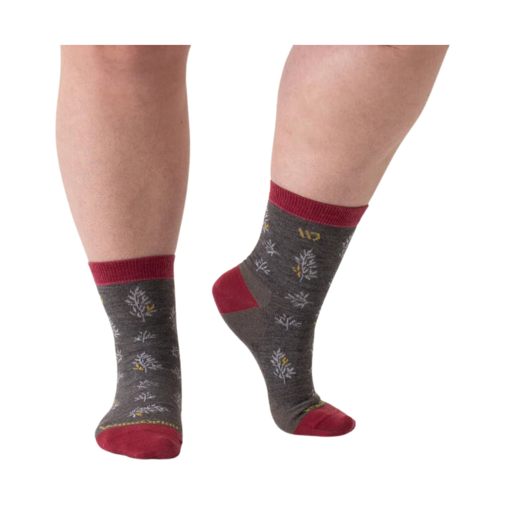 Wide Open Women's Foliage Lightweight Micro Crew Socks - Taupe - Lenny's Shoe & Apparel