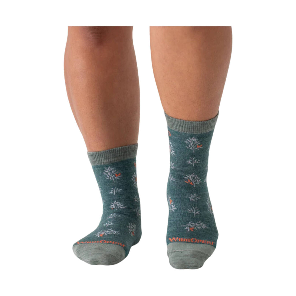 Wide Open Women's Foliage Lightweight Micro Crew Socks - Teal - Lenny's Shoe & Apparel